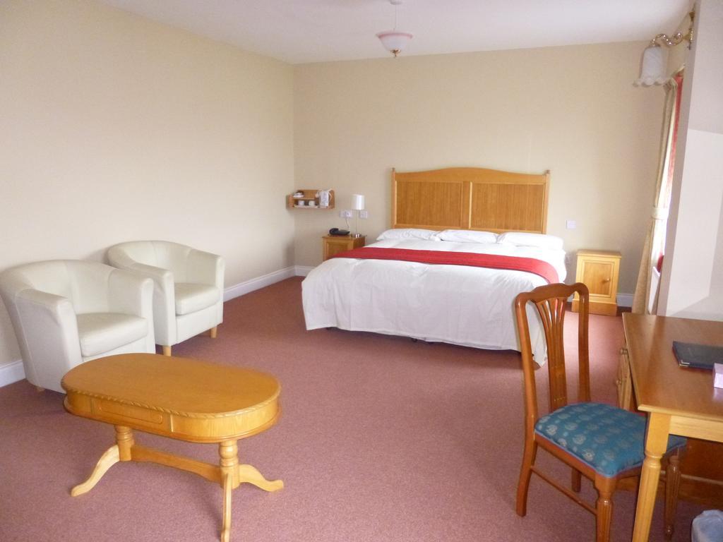 Ostan Oilean Acla Hotell Achill Sound Rum bild