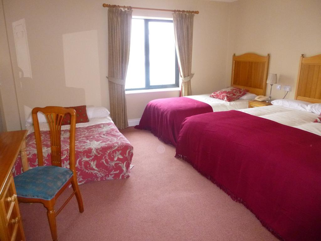 Ostan Oilean Acla Hotell Achill Sound Rum bild